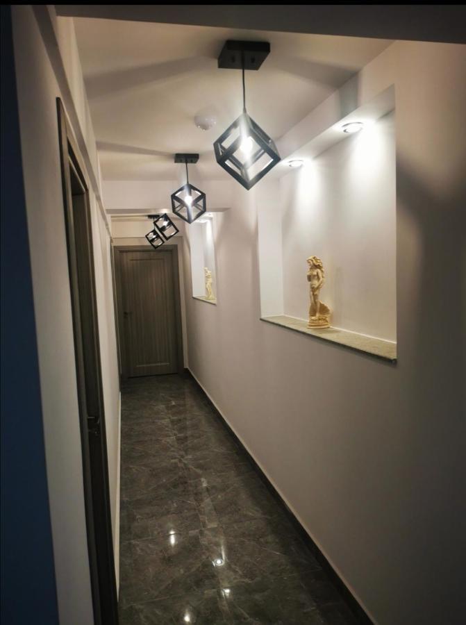 Doftana Apartaments Teşila Екстериор снимка