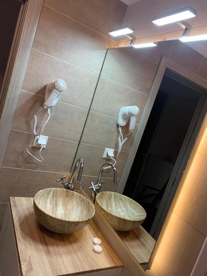 Doftana Apartaments Teşila Екстериор снимка