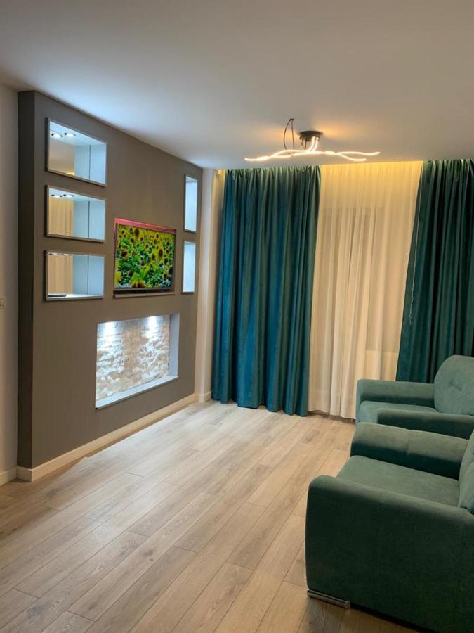 Doftana Apartaments Teşila Екстериор снимка