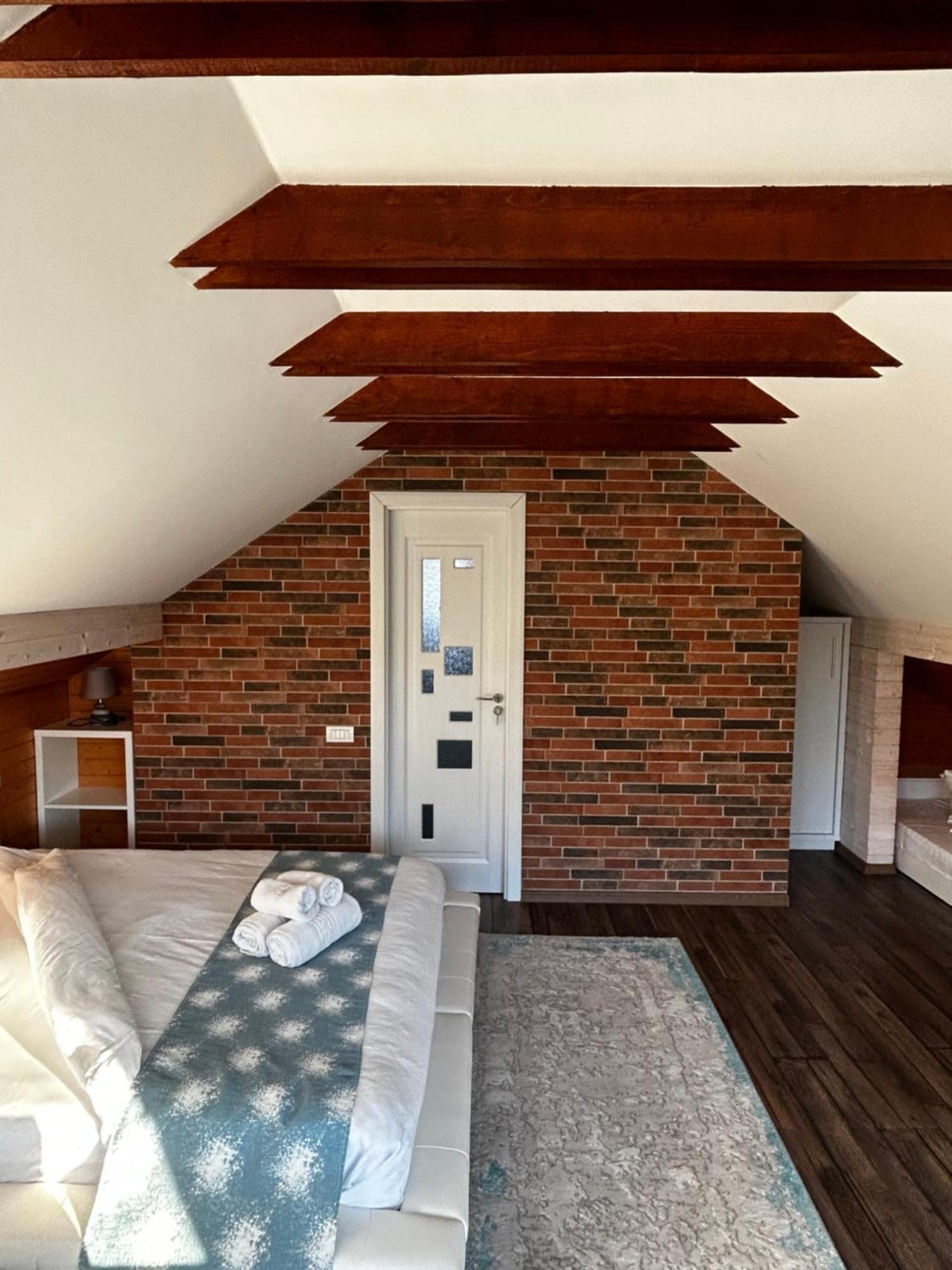 Doftana Apartaments Teşila Екстериор снимка
