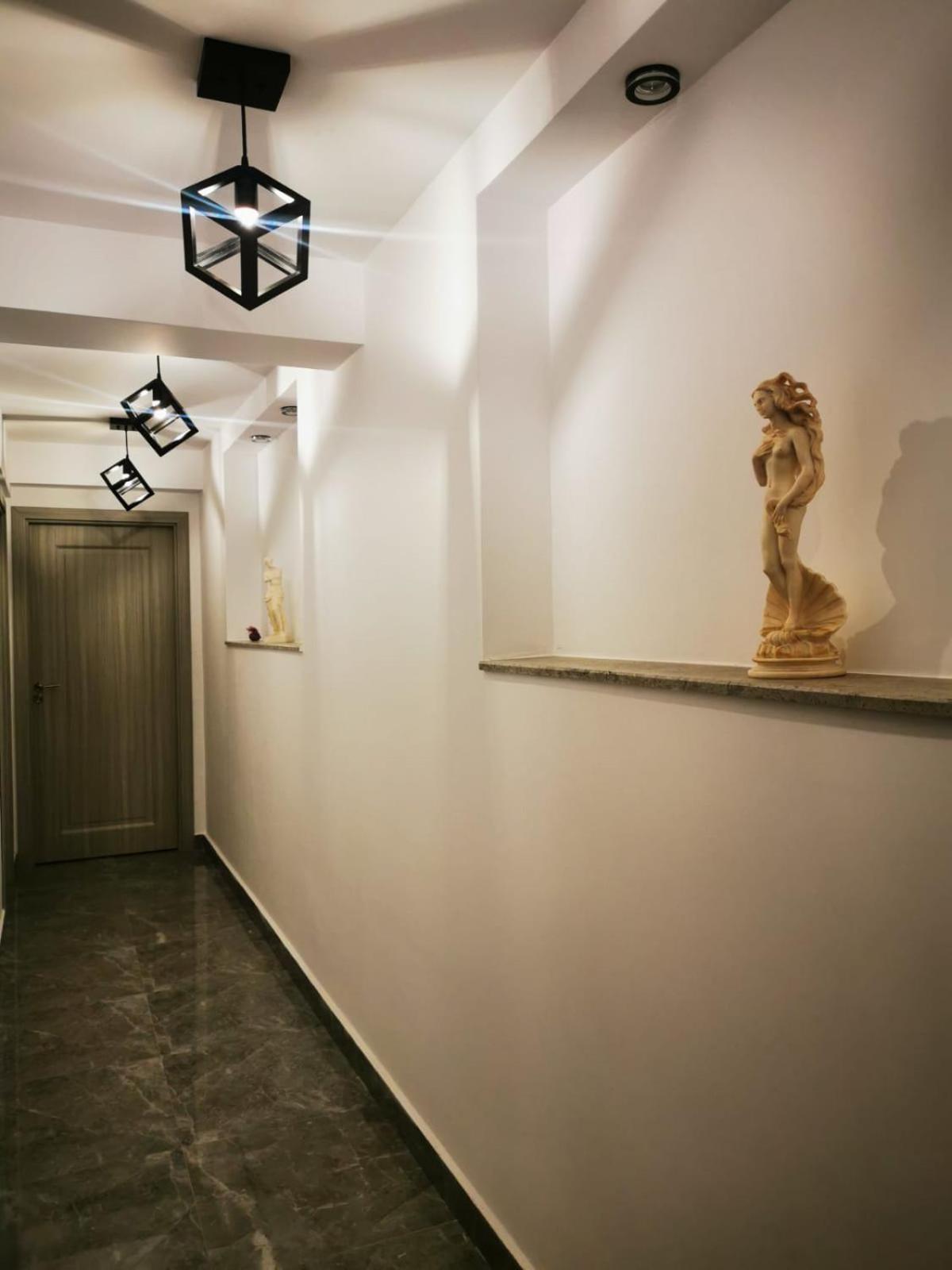 Doftana Apartaments Teşila Стая снимка